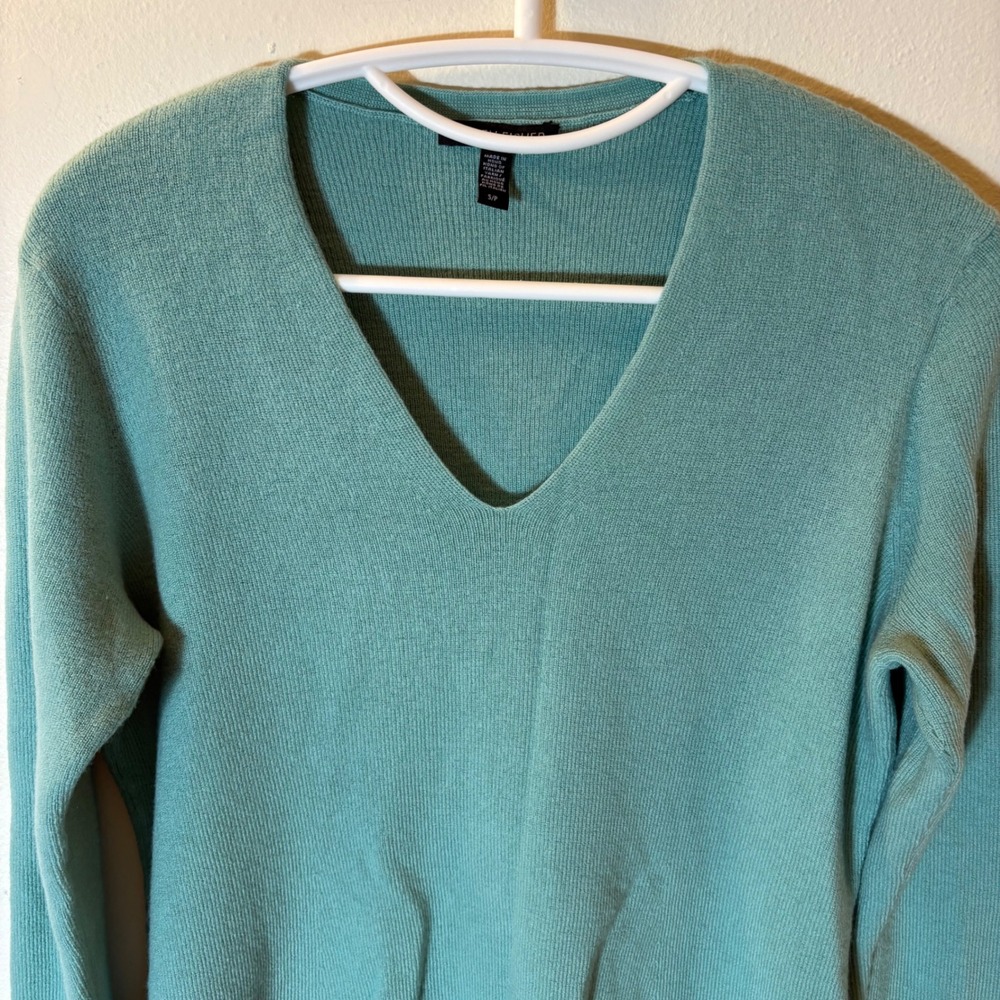 Eileen Fisher Seafoam Green Merino Wool V-Neck Ribbed Sweater Size Small - Picture 2 of 6